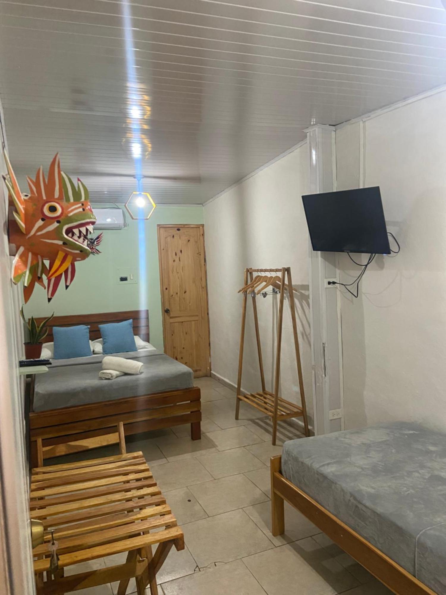 Hostel Travelers Chitre Exterior photo